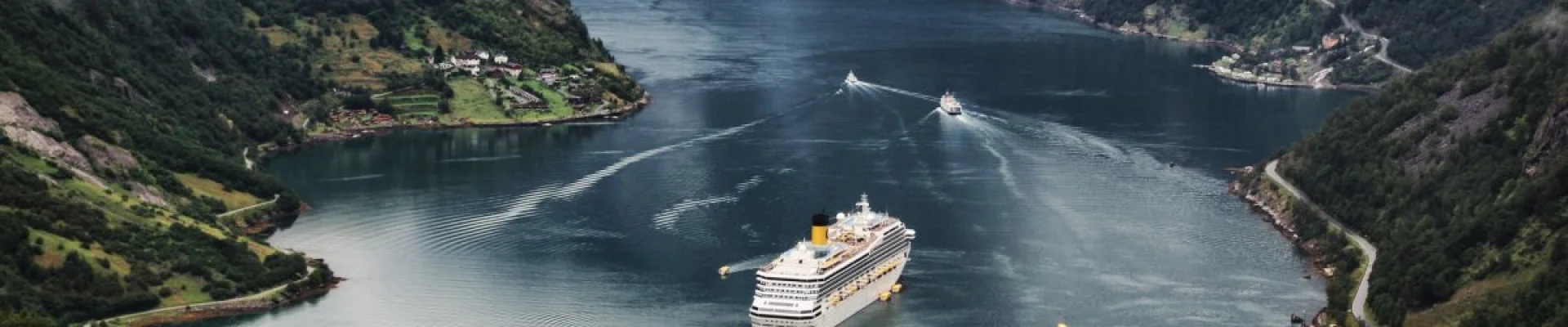 Costa Diadema ile Norveç Fiyortları Kapak Fotoğrafı