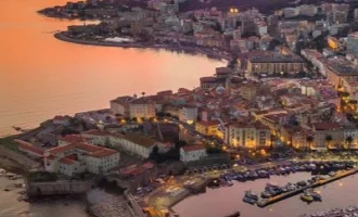 Costa Fascinosa ile Balear Adaları & Batı Akdeniz & Korsika Adası